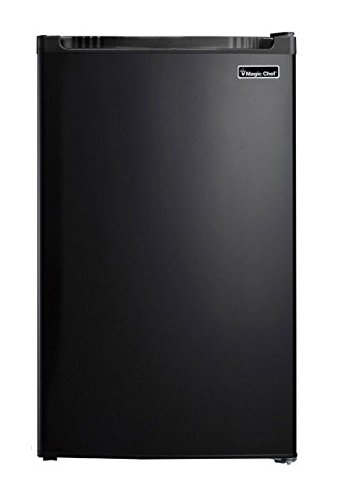 Choosing the Right Compact Refrigerator for Small Spaces