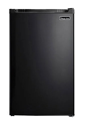 Choosing the Right Compact Refrigerator for Small Spaces